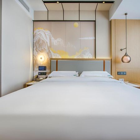 Yiwu Baide Theme Hotel Eksteriør bilde