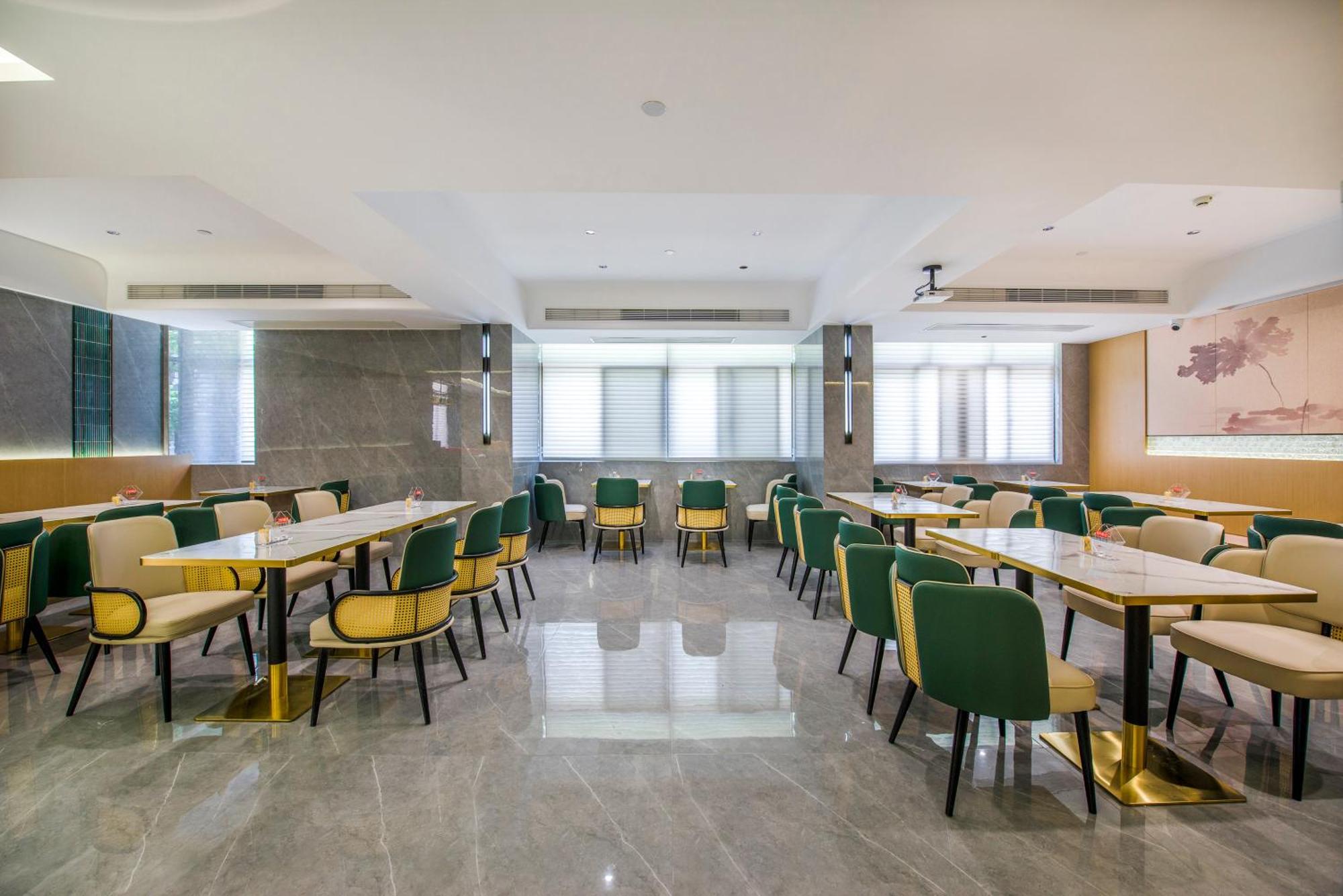 Yiwu Baide Theme Hotel Eksteriør bilde
